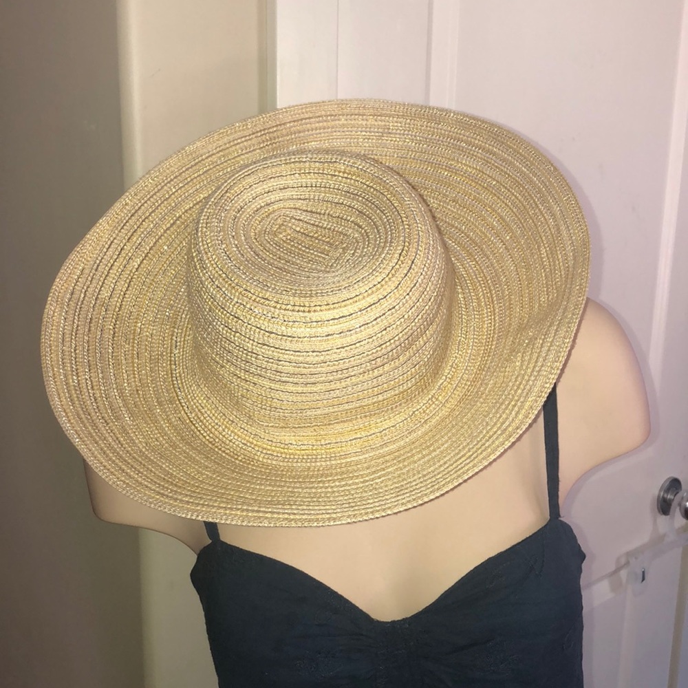 Beach hat